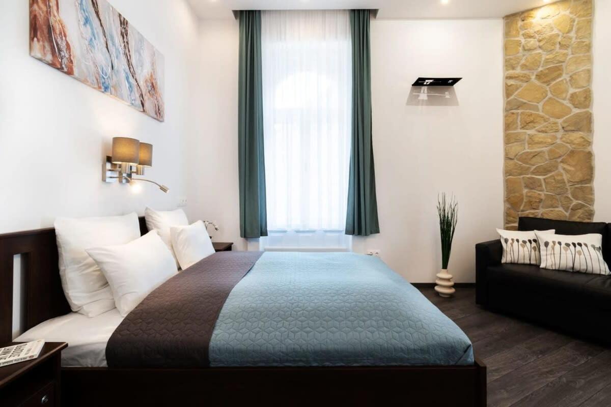 Comfy New Apartment At Castle Budapest Exterior photo